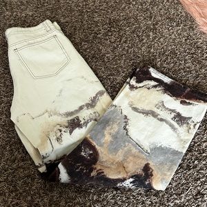 marble color jeans